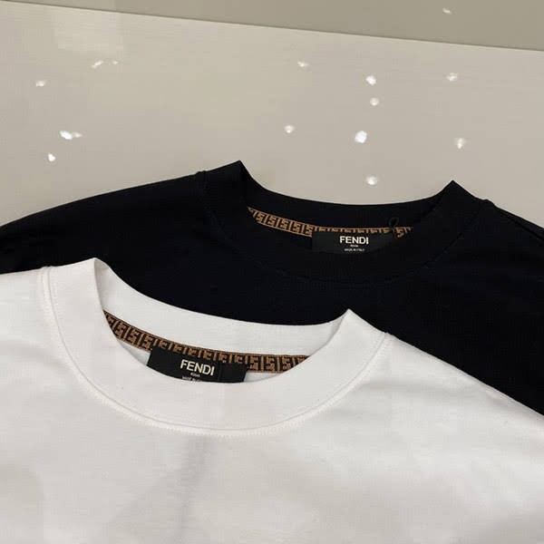 フェンディ FFプリントTシャツ スーパーコピー fel59652